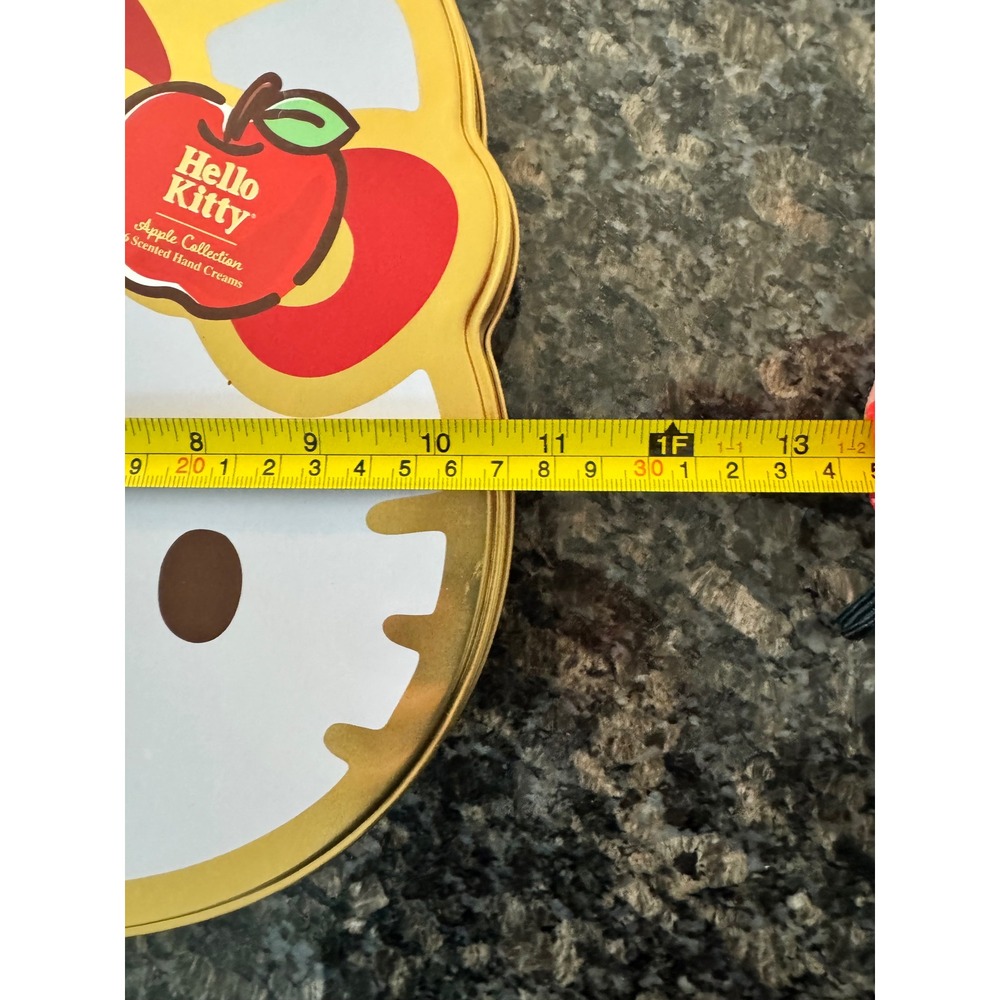 Hello Kitty Apple Collection 6 Scented Hand Creams in Collectible Shaped Tin new - Picture 8 of 11